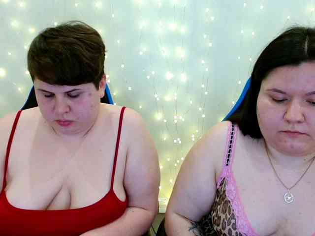 BeckyAndEllen webcam