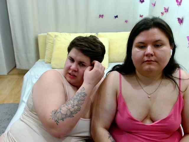 Модель: BeckyAndEllen