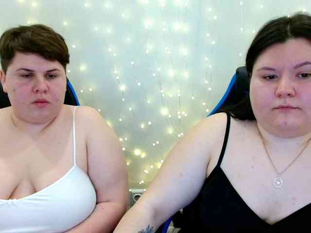 BeckyAndEllen webcam