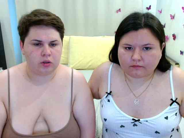 BeckyAndEllen webcam