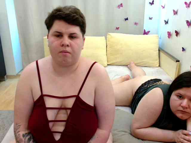 BeckyAndEllen webcam