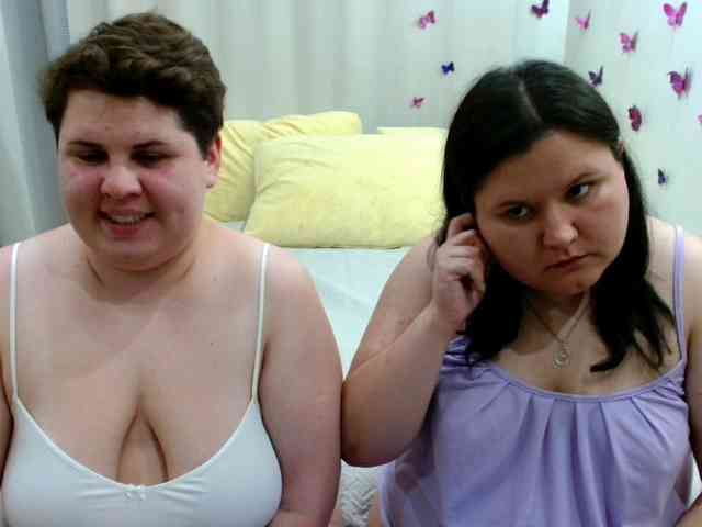 BeckyAndEllen webcam