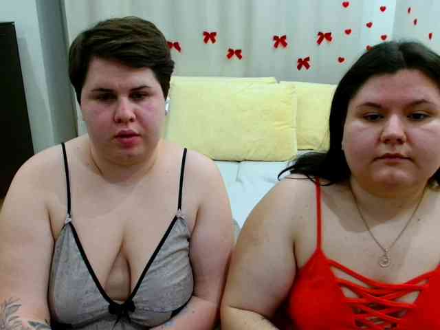 BeckyAndEllen webcam