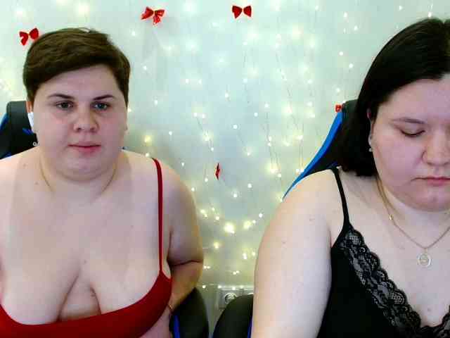 BeckyAndEllen webcam
