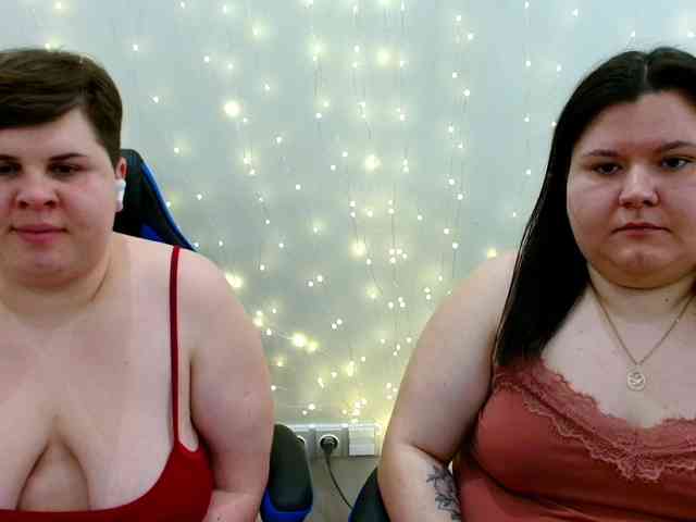 BeckyAndEllen webcam