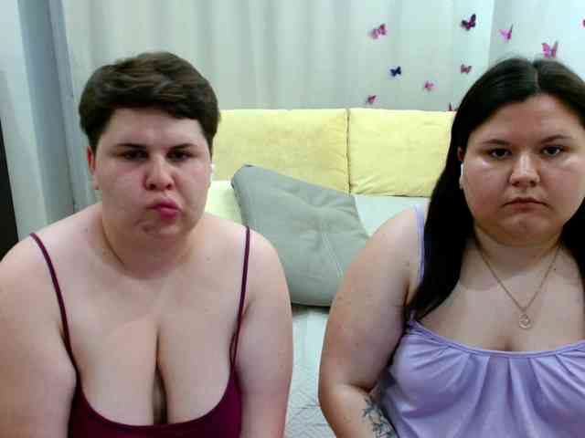BeckyAndEllen webcam