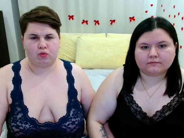 BeckyAndEllen webcam