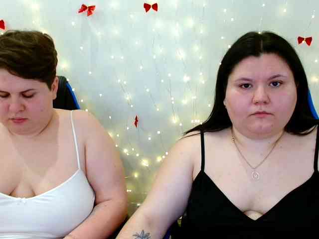 BeckyAndEllen webcam