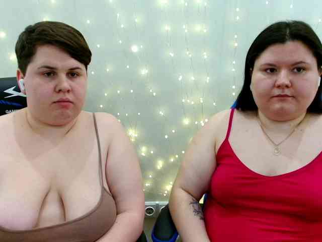 BeckyAndEllen webcam