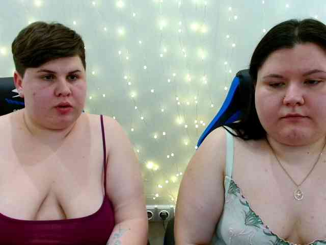 BeckyAndEllen webcam