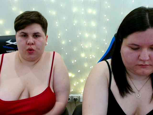 BeckyAndEllen webcam