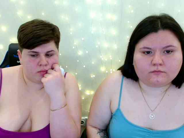 BeckyAndEllen webcam