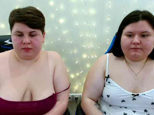 BeckyAndEllen webcam