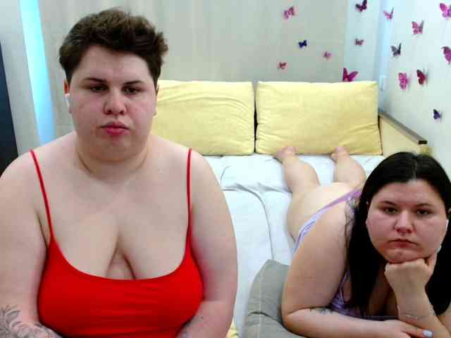 BeckyAndEllen webcam