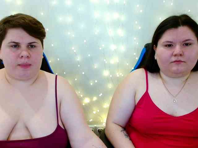 BeckyAndEllen webcam