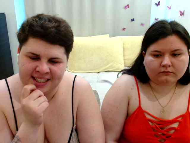 BeckyAndEllen webcam