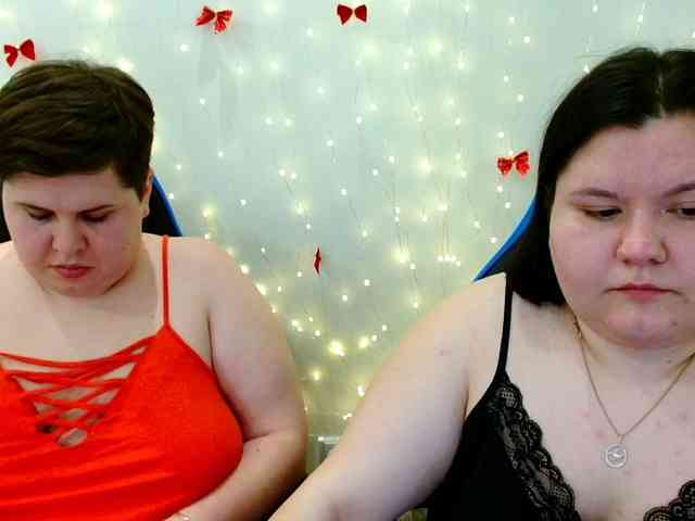 BeckyAndEllen webcam