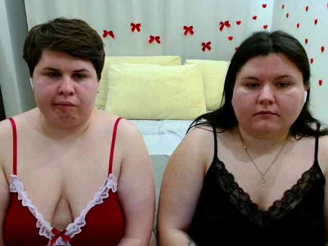 BeckyAndEllen webcam