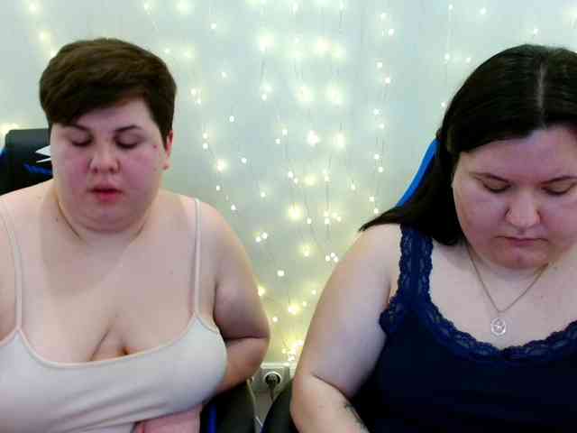 BeckyAndEllen webcam