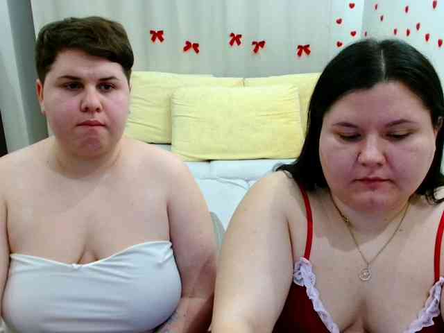 BeckyAndEllen webcam