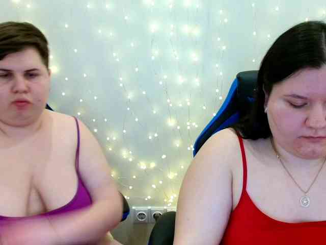 BeckyAndEllen webcam