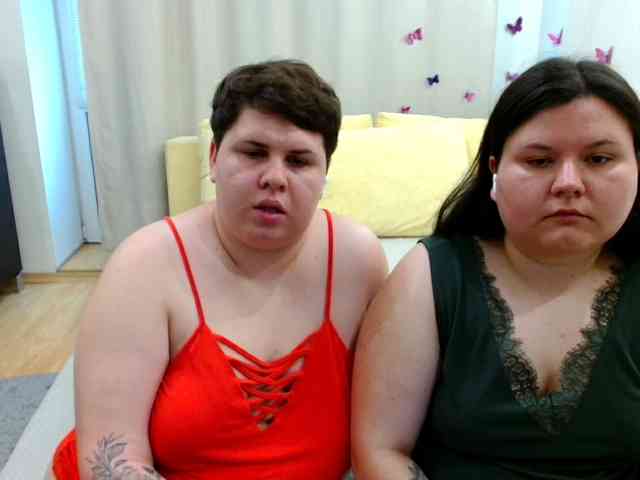 BeckyAndEllen webcam