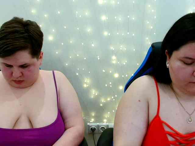 BeckyAndEllen webcam