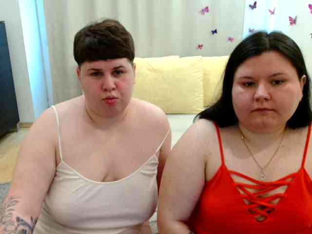 BeckyAndEllen webcam