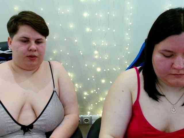 BeckyAndEllen webcam