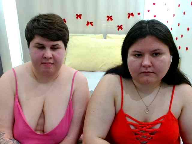 BeckyAndEllen webcam