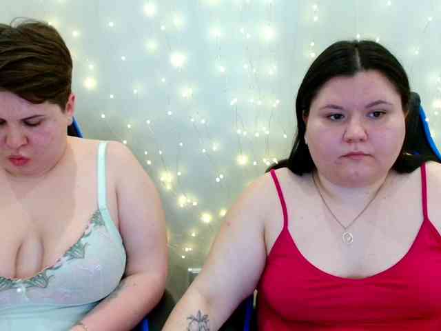 BeckyAndEllen webcam