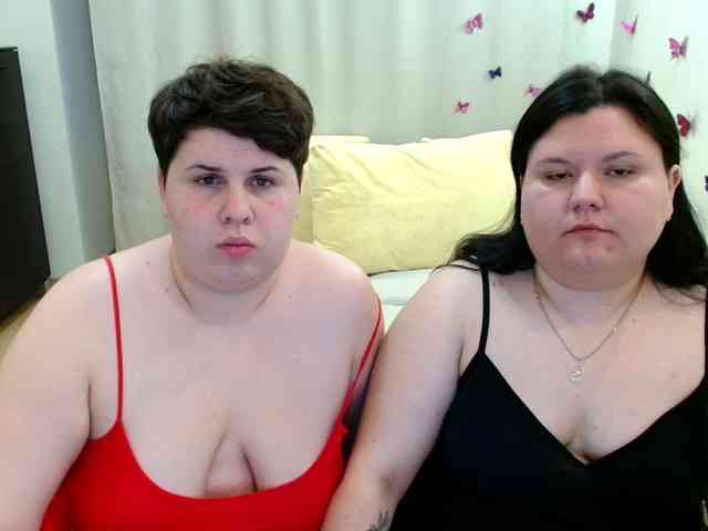 BeckyAndEllen webcam