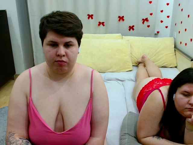 BeckyAndEllen webcam