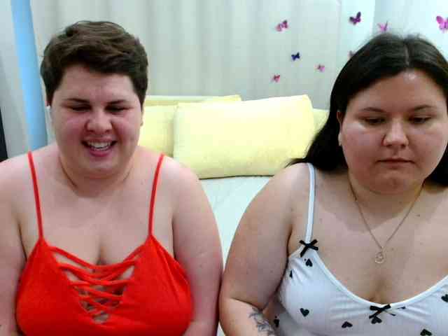 BeckyAndEllen webcam