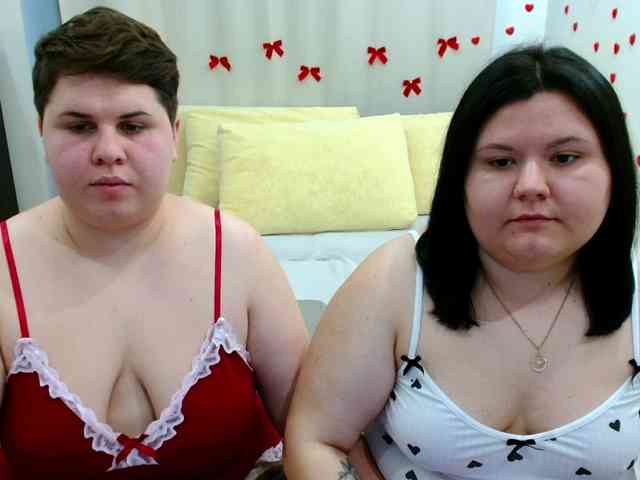 BeckyAndEllen webcam