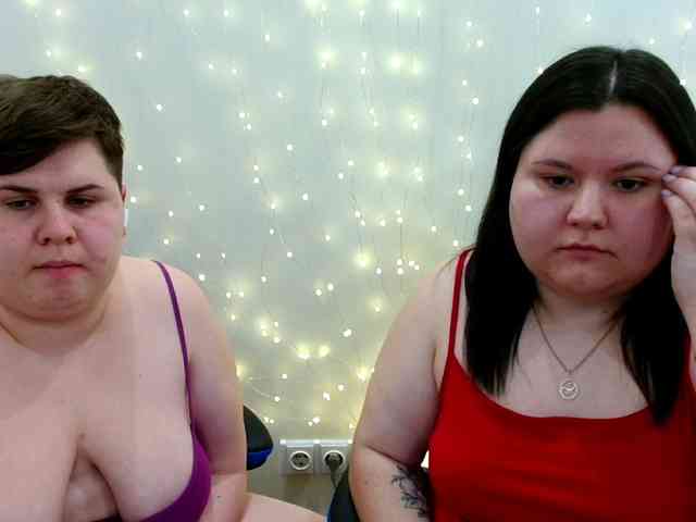 BeckyAndEllen webcam