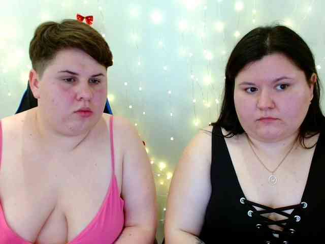 BeckyAndEllen webcam