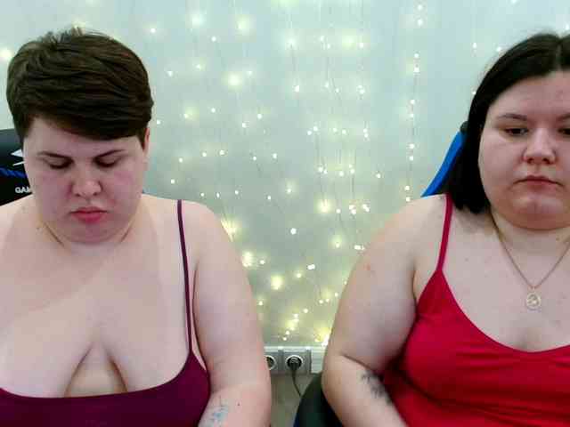 BeckyAndEllen webcam