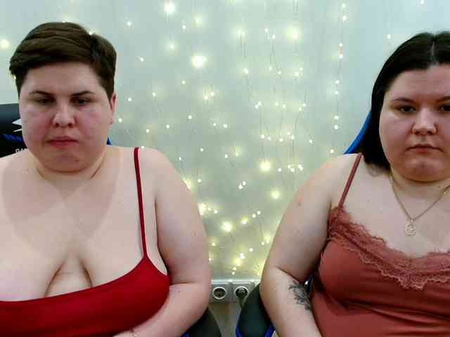 BeckyAndEllen webcam