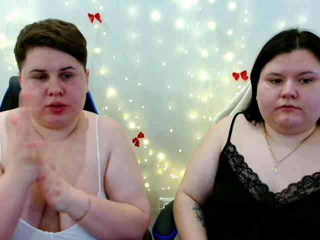 BeckyAndEllen webcam