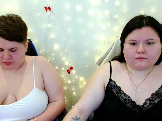 BeckyAndEllen webcam