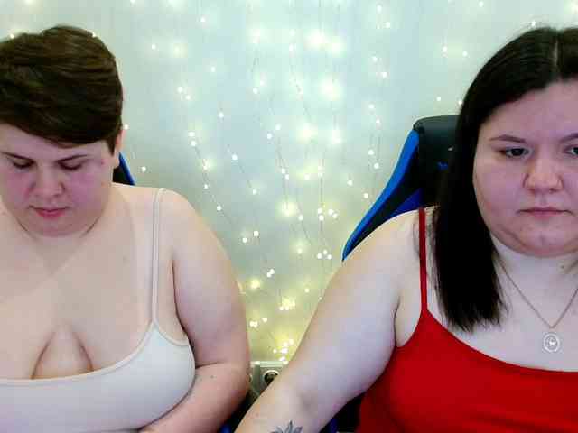 BeckyAndEllen webcam