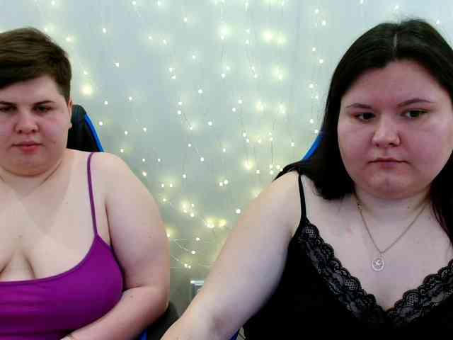 BeckyAndEllen webcam