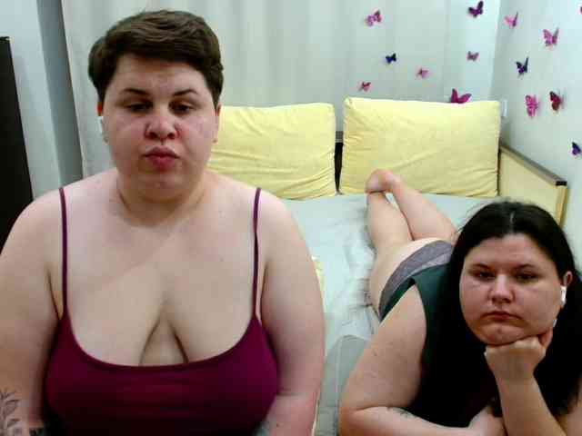 nude live chat room BeckyAndEllen