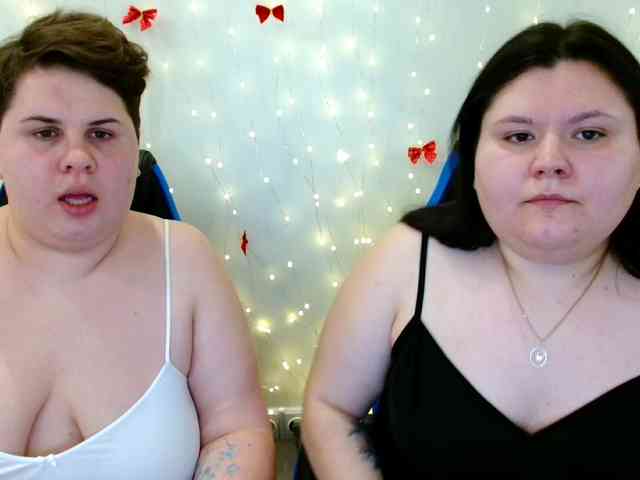 BeckyAndEllen webcam