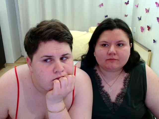 BeckyAndEllen webcam