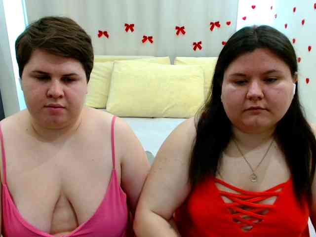 BeckyAndEllen webcam
