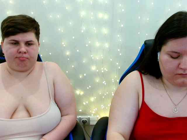 BeckyAndEllen webcam