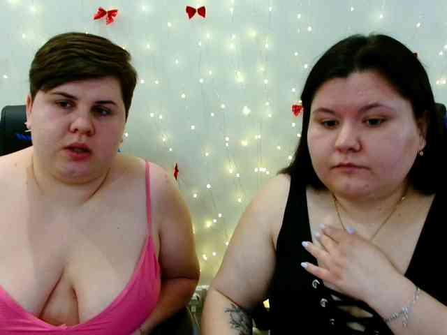 BeckyAndEllen webcam