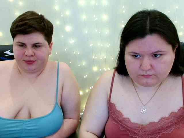 BeckyAndEllen webcam